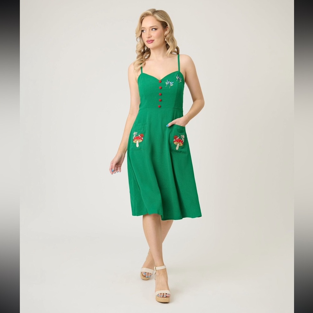 Voodoo Vixen Green Woodland Embroidered Fit & Flare Dress, Size XS, NWT